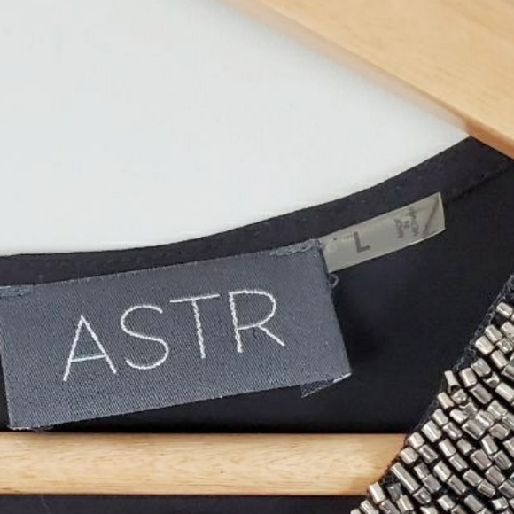 ASTR Black Long Sleeve Romper Size Large - Picture 3 of 5